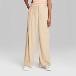 NWT Women’s Low-Rise Relaxed Corduroy Cargo Pants - Khaki - S